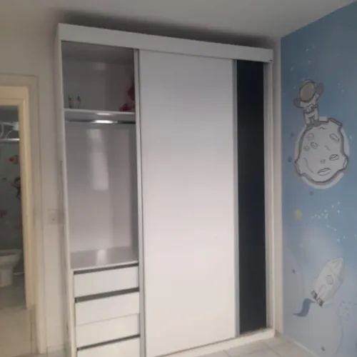 Guarda roupa solteiro