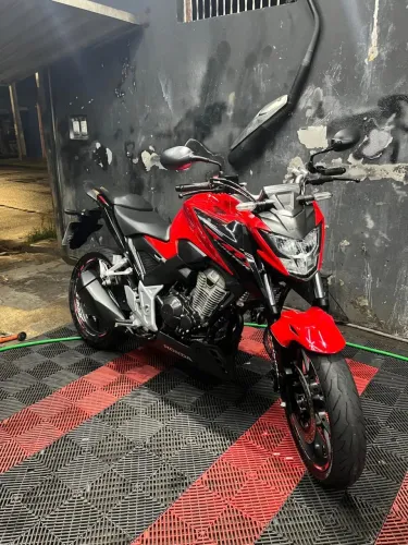 Vendo Cb300f