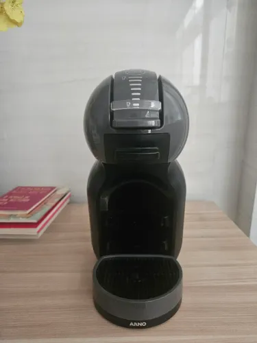 Cafeteira Arno Dolce Gusto Mini Me - 220V - USADA