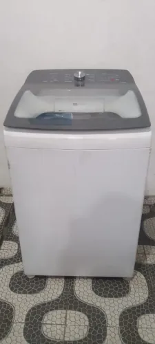 Máquina Brastemp de 12 kilos  em perfeitas condições de uso 