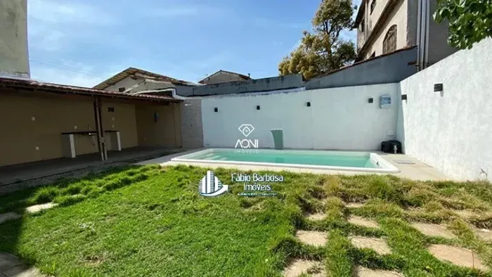CASA LINEAR 4 QTS/STE/ PISCINA - ARAÇÁS - VILA VELHA