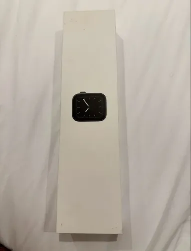 Relógio Apple Watch 5 com tela trincada