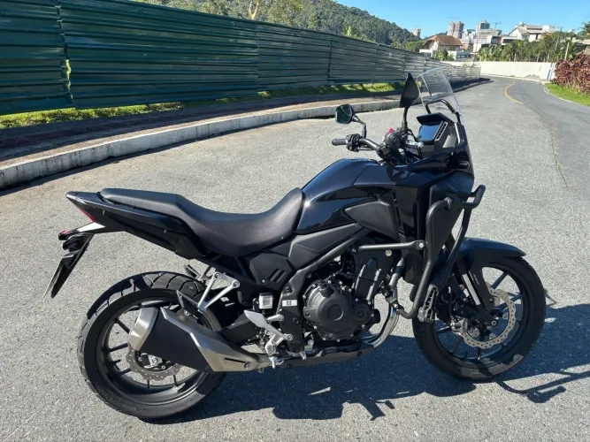 Honda NX500 2026 praticamente zero