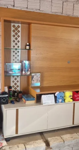 Rack semi novo Tamanho 2,5 por 2 altura
