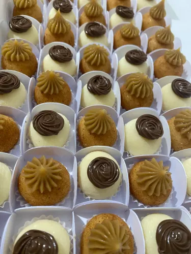 Doces finos e simples