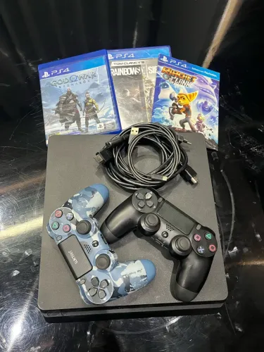 Playstation 4 Slim 1TB