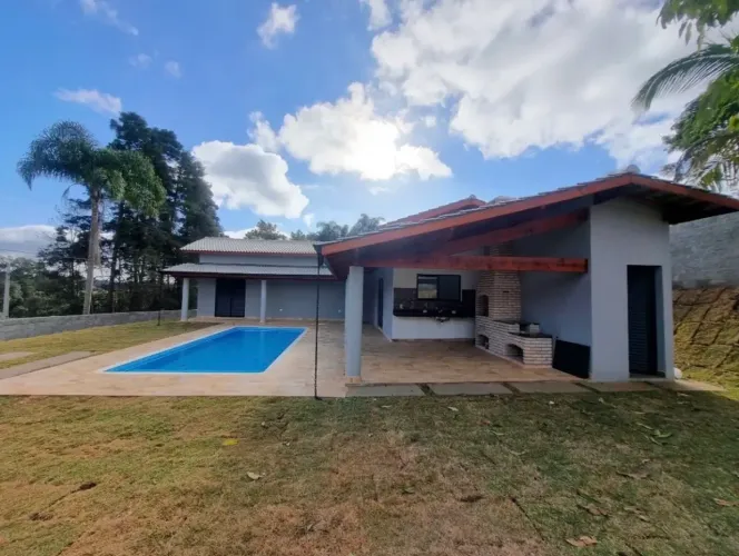 CHÁCARA A VENDA SJP