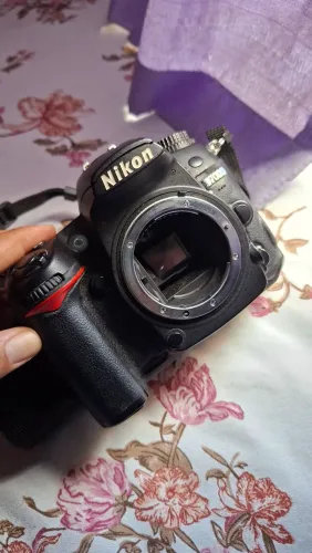Camera Nikon D7000