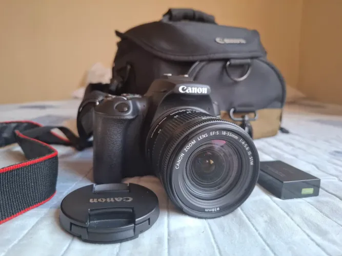 Canon DSLR REBEL SL3