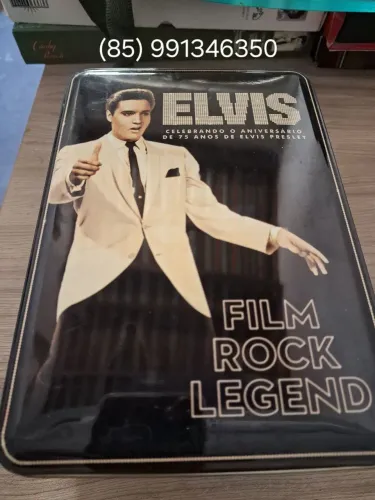  Elvis Presley 