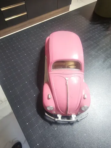 Carrinho de metal