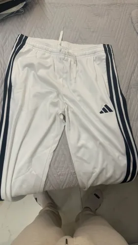 Calça adidas
