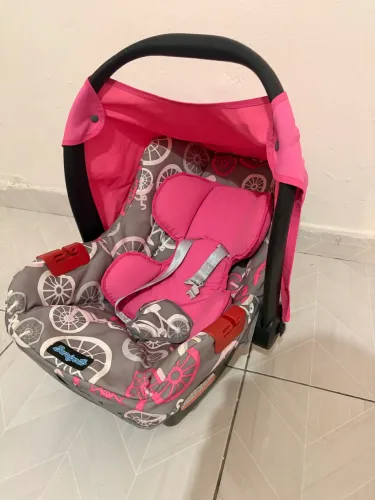 Bebê conforto 