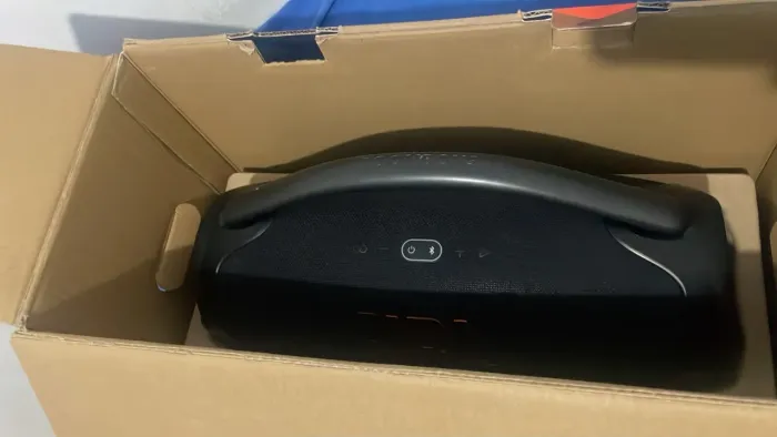 Bombox 3