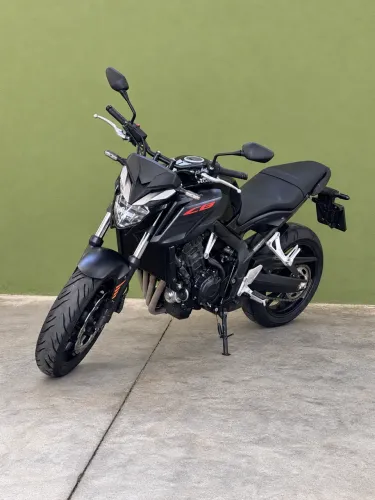 Honda CBR 650R 660 cc