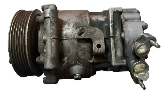 Compressor Ar Peugeot 308 1.6 12/18 Para Retirada De Peças (Usado) / V12