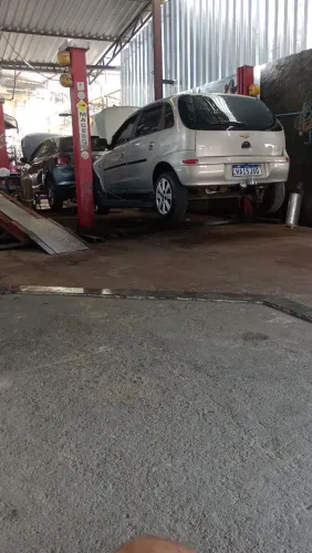 Carro extremamente conservado,motor caixa pneus ótimo,manutenção em dias,só pegar e rodar 