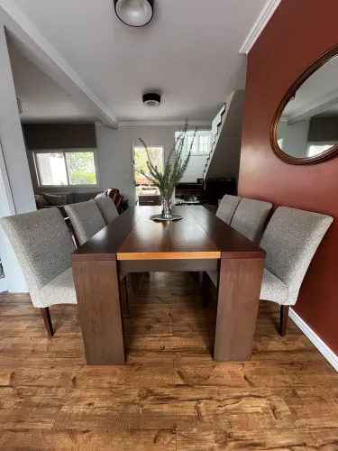 Conjunto Mesa e Cadeiras Sala de Jantar