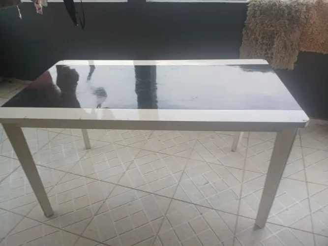 Mesa de cozinha 1,50 de comprimido por 0, 80 de largura , de madeira
