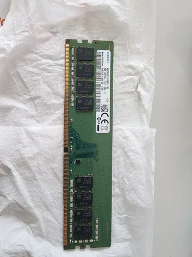 Memória DDR4 PC4 8GB 240