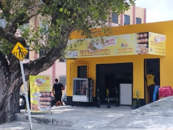 Vaga pra quem sabe assar galeto ou para quem tem interesse de aprender