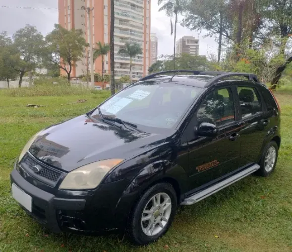 Ford Fiesta Trail 1.0 8V Flex 5P 2008