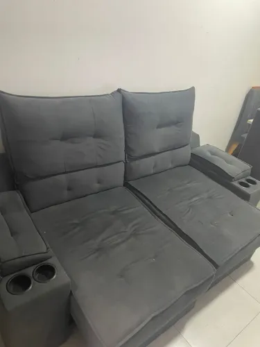 Sofá seminovo 