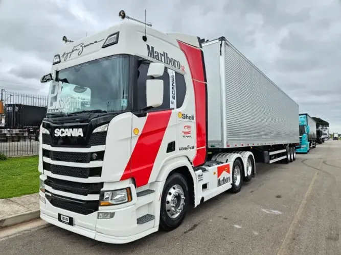 Scania R450 6x2 Ano 2021 Euro 5 Personalizado + baú facchini ano 26 0km 30 plt 15.40 x2.90