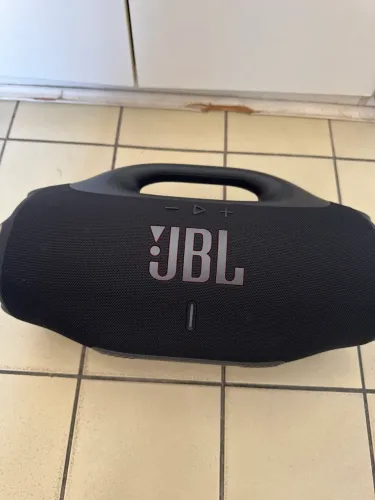 JBL BOOMBOX?4