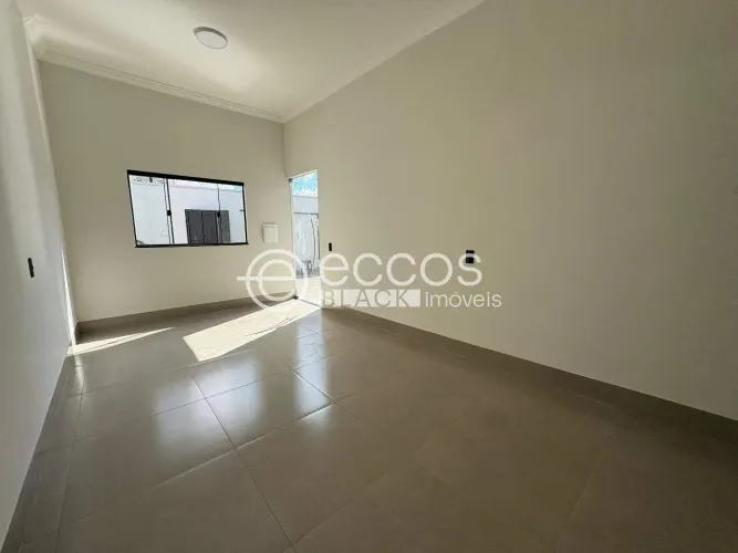 Casa à venda, 3 quartos, 1 suíte, 2 vagas, Laranjeiras - Uberlândia/MG