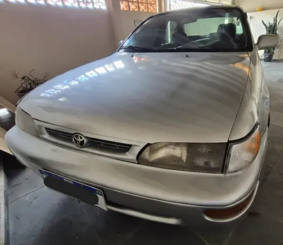 Toyota Corolla LE 1.8 1997