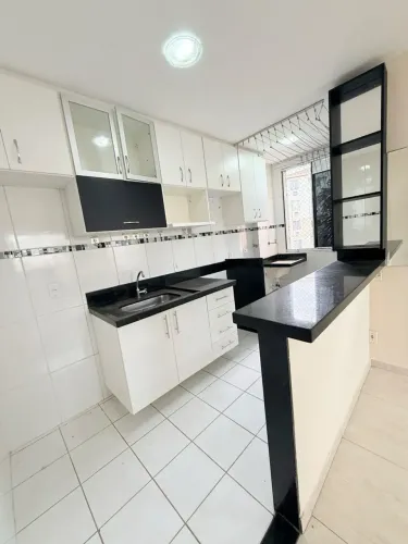 Imóvel para aluguel possui 56 metros quadrados com 3 quartos em Praia da Baleia - Serra -