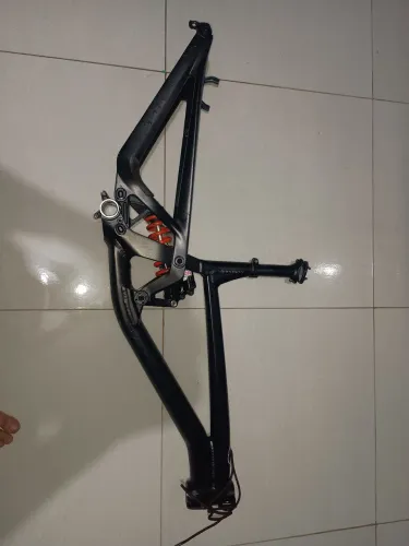 Quadro polygon colosus xl 27.5