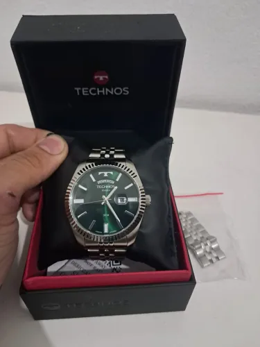 Relogio Technos riviera - fundo verde 