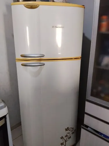 Geladeira Eletrolux DC45