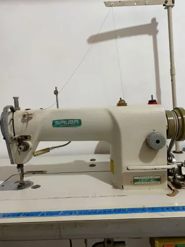 Máquina de costura industrial