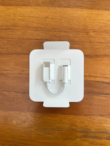 ADAPTADOR APPLE USB-C PARA FONE DE OUVIDO - NOVO, NUNCA USADO!
