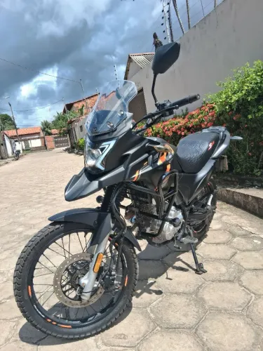 AVELLOZ AZ 160 xtreme 2025
