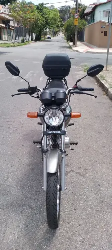Titan 125 ES ANO 2003
