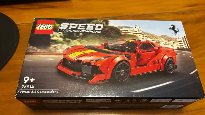 LEGO Ferrari 812 Competizione 76914 Original Lacrado ?