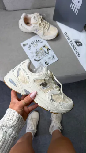 Tênis feminino new balance 530