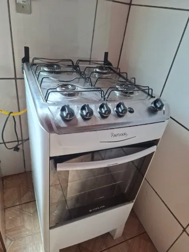 Vendo fogão atlas 4 bocas