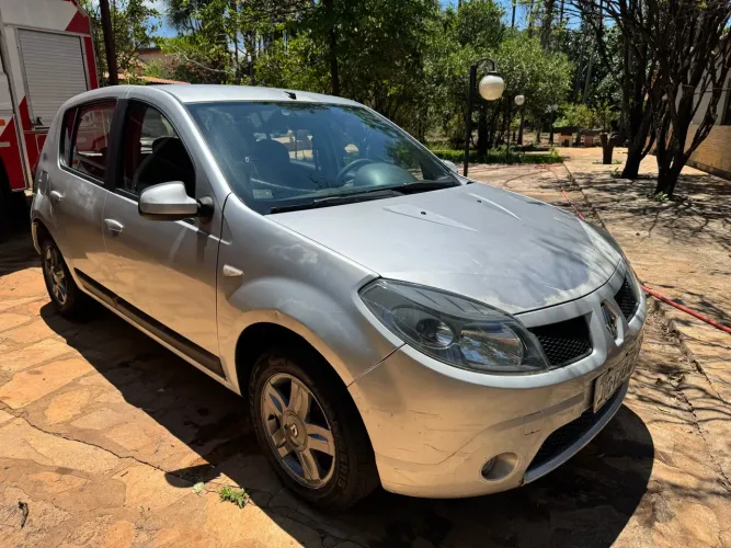 Renault Sandero Expression Hi-flex 1.6 8V 5P 2010
