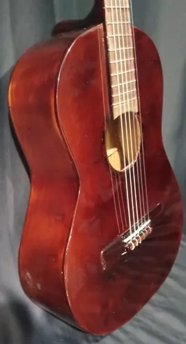 Violão artesanal todo maciço, clássico cordas de nylon Giannini novas 