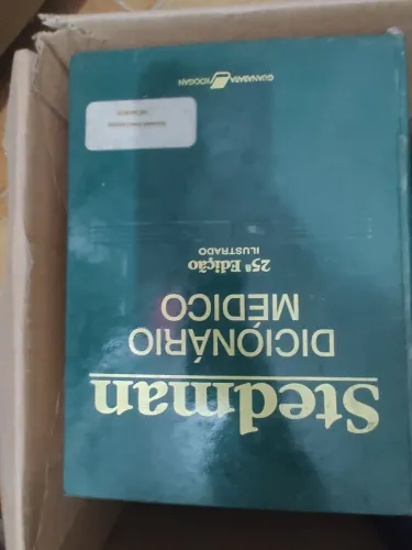 Livro dicionário médico