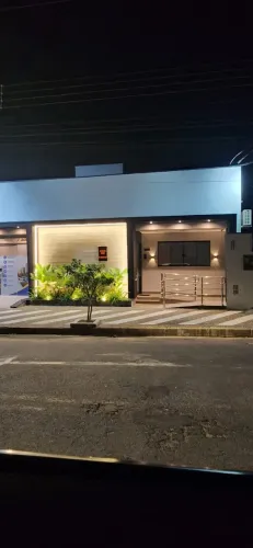 Prédio moderno - 05 Salas Comerciais