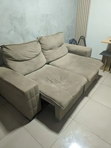 Sofá retrátil