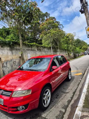 Fiat Stilo 1.8 Attractive Flex 8V 5P 2011