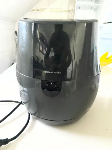 Air Fryer Electrolux Digital Experience EAF20 Cinza 3,2L Com Função Virar 1400W