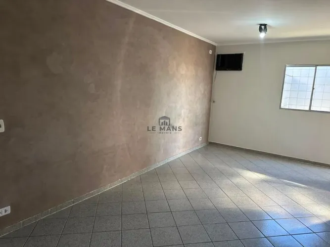 Casa para alugar no bairro Alto em Piracicaba/SP